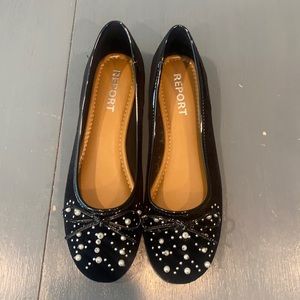 Women’s flats size 9